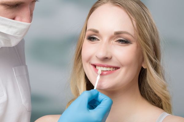 How Dental Veneers Can Restore Your Teeth